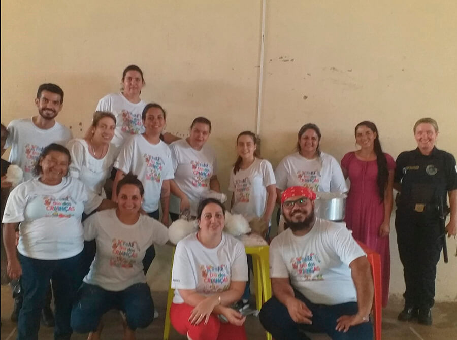 Uma tarde de grande festa e muitos presentes para todos que participaram.