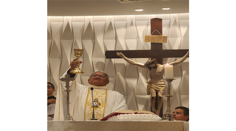 Padre Gil em campanha em prol do Natal das crianças