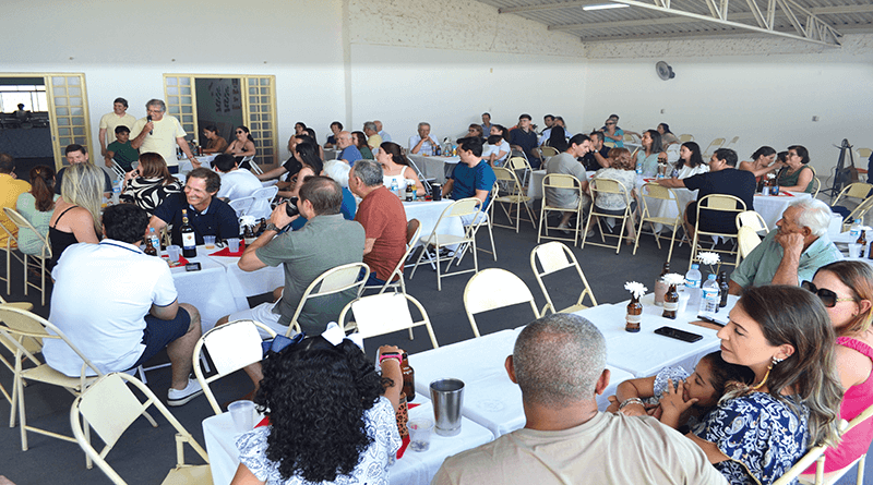 Maçons de Cajuru abriram a cápsula do tempo