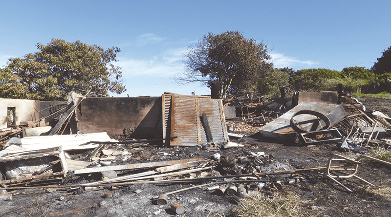 Apesar de todo o rastro de destruição deixado pelas chamas, felizmente, ninguém se feriu.