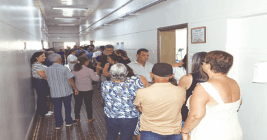 14.255 eleitores cajuruenses compareceram para votar no 1º turno 14.255 eleitores cajuruenses compareceram para votar no 1º turno