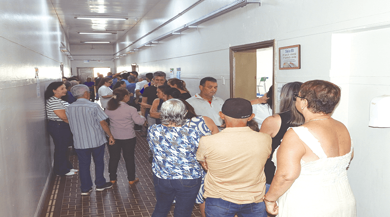14.255 eleitores cajuruenses compareceram para votar no 1º turno